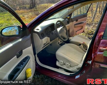 Червоний Хендай Акцент, об'ємом двигуна 1.5 л та пробігом 288 тис. км за 5650 $, фото 5 на Automoto.ua