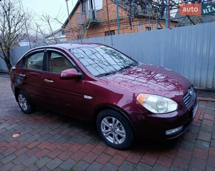 Красный Хендай Акцент, объемом двигателя 1.4 л и пробегом 156 тыс. км за 4700 $, фото 3 на Automoto.ua