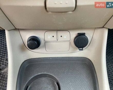 Червоний Хендай Акцент, об'ємом двигуна 1.4 л та пробігом 208 тис. км за 4990 $, фото 21 на Automoto.ua