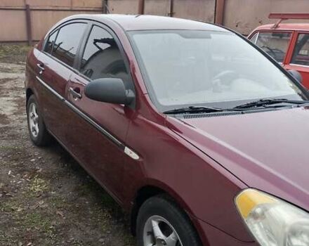 Красный Хендай Акцент, объемом двигателя 1.4 л и пробегом 228 тыс. км за 4700 $, фото 2 на Automoto.ua