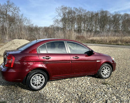 Красный Хендай Акцент, объемом двигателя 1.4 л и пробегом 79 тыс. км за 5399 $, фото 5 на Automoto.ua