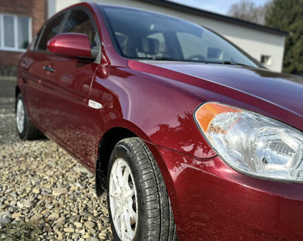 Красный Хендай Акцент, объемом двигателя 1.4 л и пробегом 79 тыс. км за 5399 $, фото 11 на Automoto.ua