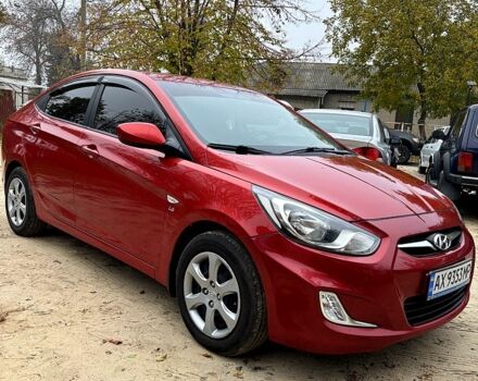 Хендай Акцент 2011 в Красноград на Automoto.ua Красный Хендай Акцент, объемом двигателя 1.6 л и пробегом 211 тыс. км за 6500 $, фото 6 на Automoto.ua