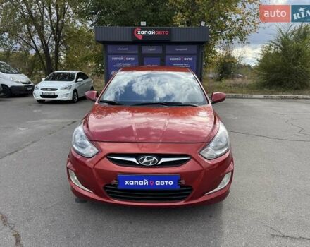 Красный Хендай Акцент, объемом двигателя 1.59 л и пробегом 178 тыс. км за 7700 $, фото 1 на Automoto.ua