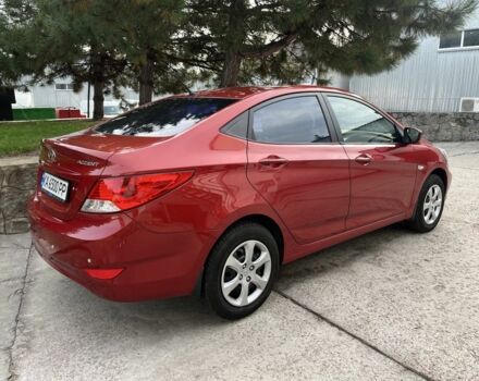 Червоний Хендай Акцент, об'ємом двигуна 1.4 л та пробігом 144 тис. км за 8600 $, фото 2 на Automoto.ua