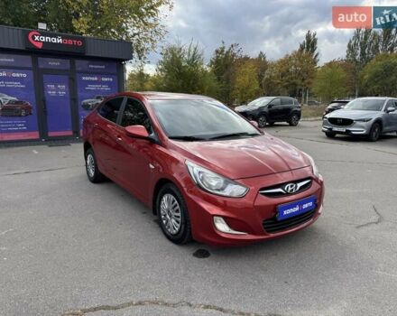 Красный Хендай Акцент, объемом двигателя 1.59 л и пробегом 178 тыс. км за 7700 $, фото 2 на Automoto.ua