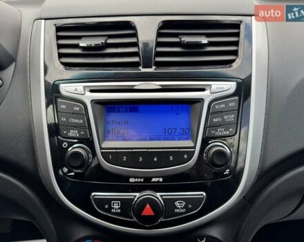 Красный Хендай Акцент, объемом двигателя 1.59 л и пробегом 178 тыс. км за 7700 $, фото 18 на Automoto.ua