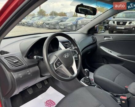 Красный Хендай Акцент, объемом двигателя 1.59 л и пробегом 178 тыс. км за 7700 $, фото 11 на Automoto.ua