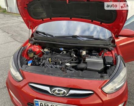 Червоний Хендай Акцент, об'ємом двигуна 1.4 л та пробігом 163 тис. км за 6800 $, фото 62 на Automoto.ua