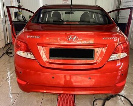 Червоний Хендай Акцент, об'ємом двигуна 1.4 л та пробігом 197 тис. км за 7600 $, фото 41 на Automoto.ua