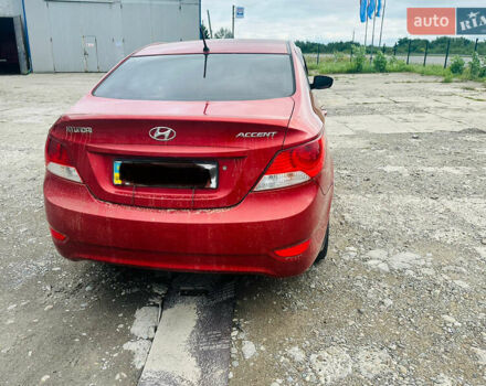 Красный Хендай Акцент, объемом двигателя 1.6 л и пробегом 250 тыс. км за 7800 $, фото 1 на Automoto.ua