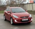 Красный Хендай Акцент, объемом двигателя 1.6 л и пробегом 81 тыс. км за 9200 $, фото 3 на Automoto.ua