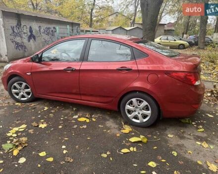 Червоний Хендай Акцент, об'ємом двигуна 1.4 л та пробігом 181 тис. км за 8000 $, фото 2 на Automoto.ua