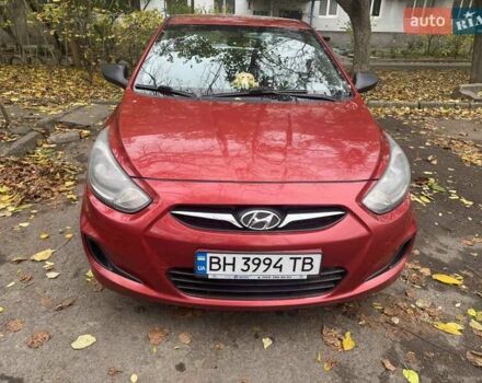Червоний Хендай Акцент, об'ємом двигуна 1.4 л та пробігом 181 тис. км за 8000 $, фото 1 на Automoto.ua
