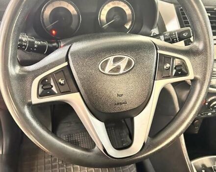 Червоний Хендай Акцент, об'ємом двигуна 1.4 л та пробігом 197 тис. км за 7600 $, фото 7 на Automoto.ua