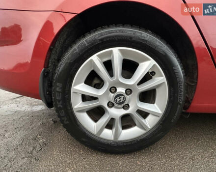 Красный Хендай Акцент, объемом двигателя 1.6 л и пробегом 81 тыс. км за 9200 $, фото 29 на Automoto.ua