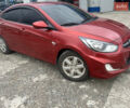 Красный Хендай Акцент, объемом двигателя 1.6 л и пробегом 250 тыс. км за 7800 $, фото 2 на Automoto.ua