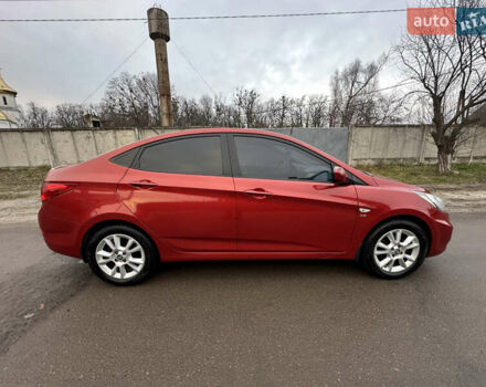Красный Хендай Акцент, объемом двигателя 1.6 л и пробегом 81 тыс. км за 9200 $, фото 6 на Automoto.ua