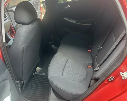 Красный Хендай Акцент, объемом двигателя 1.6 л и пробегом 250 тыс. км за 7800 $, фото 8 на Automoto.ua