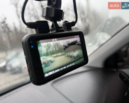 Красный Хендай Акцент, объемом двигателя 1.4 л и пробегом 172 тыс. км за 6800 $, фото 24 на Automoto.ua