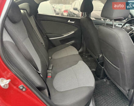 Красный Хендай Акцент, объемом двигателя 1.4 л и пробегом 172 тыс. км за 6800 $, фото 17 на Automoto.ua