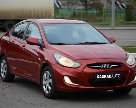 Червоний Хендай Акцент, об'ємом двигуна 1.4 л та пробігом 161 тис. км за 6500 $, фото 2 на Automoto.ua