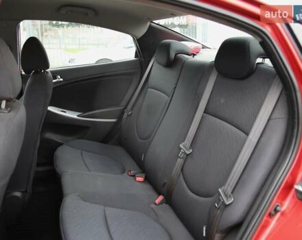 Червоний Хендай Акцент, об'ємом двигуна 1.4 л та пробігом 161 тис. км за 6500 $, фото 7 на Automoto.ua