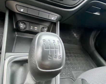 Червоний Хендай Акцент, об'ємом двигуна 1.37 л та пробігом 48 тис. км за 10000 $, фото 31 на Automoto.ua