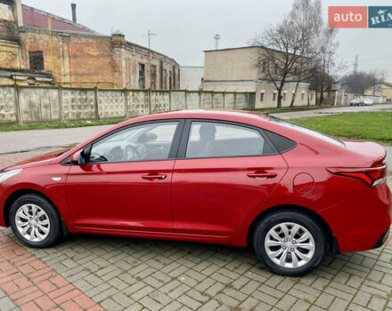 Червоний Хендай Акцент, об'ємом двигуна 1.37 л та пробігом 48 тис. км за 10000 $, фото 10 на Automoto.ua