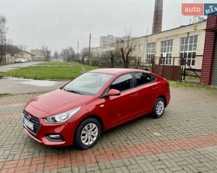 Червоний Хендай Акцент, об'ємом двигуна 1.37 л та пробігом 48 тис. км за 10000 $, фото 7 на Automoto.ua