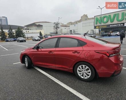 Красный Хендай Акцент, объемом двигателя 1.6 л и пробегом 130 тыс. км за 9200 $, фото 3 на Automoto.ua