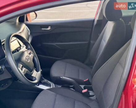 Красный Хендай Акцент, объемом двигателя 1.6 л и пробегом 8 тыс. км за 12400 $, фото 44 на Automoto.ua