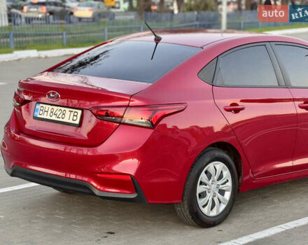 Красный Хендай Акцент, объемом двигателя 1.6 л и пробегом 8 тыс. км за 12400 $, фото 22 на Automoto.ua