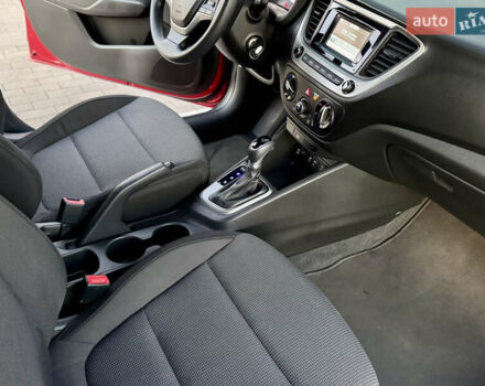 Красный Хендай Акцент, объемом двигателя 1.6 л и пробегом 8 тыс. км за 12400 $, фото 58 на Automoto.ua