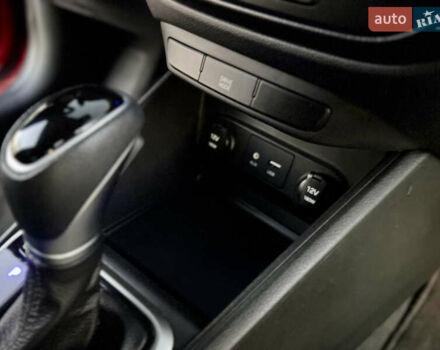 Красный Хендай Акцент, объемом двигателя 1.6 л и пробегом 8 тыс. км за 12400 $, фото 59 на Automoto.ua