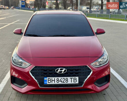 Красный Хендай Акцент, объемом двигателя 1.6 л и пробегом 8 тыс. км за 12400 $, фото 11 на Automoto.ua