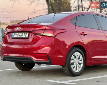 Красный Хендай Акцент, объемом двигателя 1.6 л и пробегом 8 тыс. км за 12400 $, фото 23 на Automoto.ua