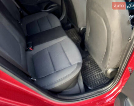 Красный Хендай Акцент, объемом двигателя 1.6 л и пробегом 8 тыс. км за 12400 $, фото 53 на Automoto.ua