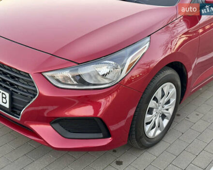 Красный Хендай Акцент, объемом двигателя 1.6 л и пробегом 8 тыс. км за 12400 $, фото 12 на Automoto.ua