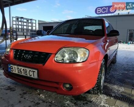 Красный Хендай Акцент, объемом двигателя 1.5 л и пробегом 215 тыс. км за 3900 $, фото 1 на Automoto.ua