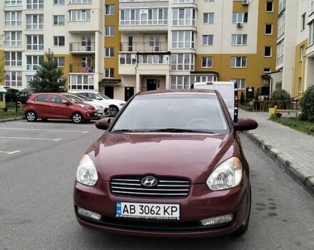 Червоний Хендай Акцент, об'ємом двигуна 1.4 л та пробігом 170 тис. км за 4200 $, фото 1 на Automoto.ua