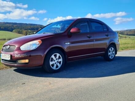 Хендай Акцент 2007 в Чернигове на Automoto.ua Красный Хендай Акцент, объемом двигателя 0 л и пробегом 203 тыс. км за 3750 $, фото 1 на Automoto.ua
