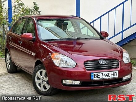 Червоний Хендай Акцент, об'ємом двигуна 1.5 л та пробігом 165 тис. км за 5650 $, фото 1 на Automoto.ua
