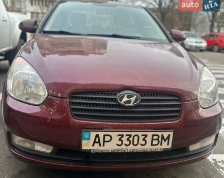 Червоний Хендай Акцент, об'ємом двигуна 1.6 л та пробігом 182 тис. км за 5200 $, фото 1 на Automoto.ua