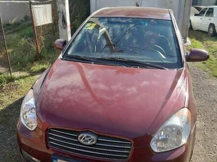 Красный Хендай Акцент, объемом двигателя 1.4 л и пробегом 80 тыс. км за 5500 $, фото 1 на Automoto.ua