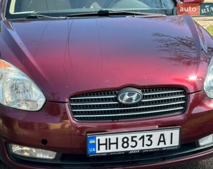 Красный Хендай Акцент, объемом двигателя 1.6 л и пробегом 186 тыс. км за 4850 $, фото 1 на Automoto.ua