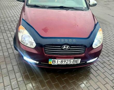 Красный Хендай Акцент, объемом двигателя 1.6 л и пробегом 195 тыс. км за 5300 $, фото 1 на Automoto.ua