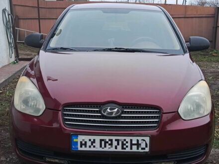 Красный Хендай Акцент, объемом двигателя 1.4 л и пробегом 229 тыс. км за 4700 $, фото 1 на Automoto.ua