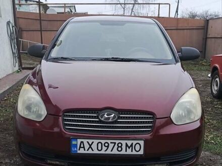 Красный Хендай Акцент, объемом двигателя 1.4 л и пробегом 228 тыс. км за 4700 $, фото 1 на Automoto.ua