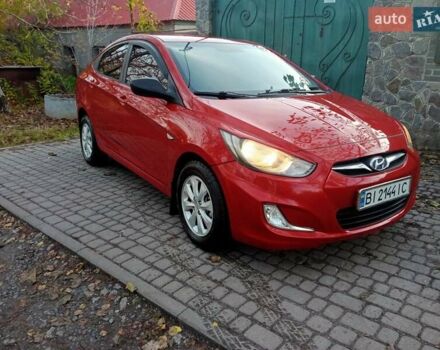 Хендай Акцент 2011 в Полтаве на Automoto.ua Красный Хендай Акцент, объемом двигателя 1.4 л и пробегом 177 тыс. км за 5999 $, фото 1 на Automoto.ua